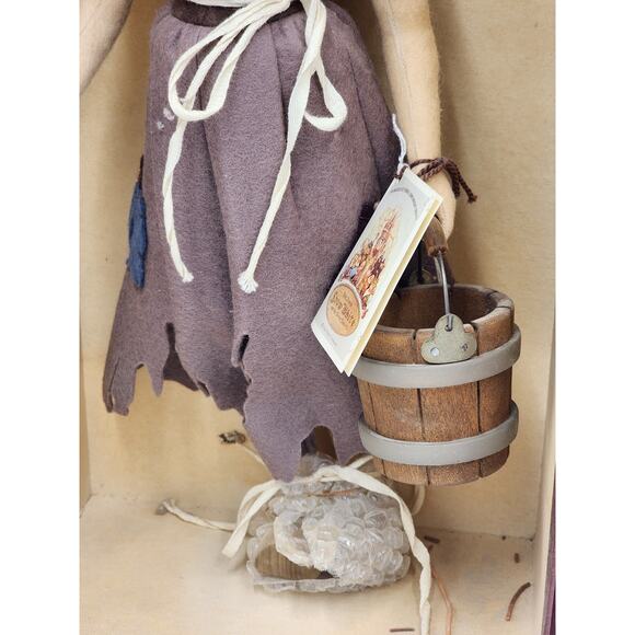 R John Wright Disney Snow White In Rags Princess 0296/1000 Felt Doll Vintage Box - Picture 7 of 16